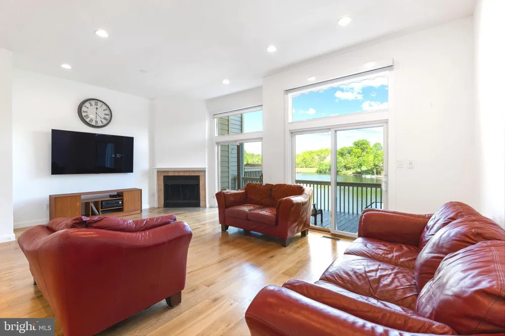 11163 LAKE CHAPEL LANE Reston, VA 20191