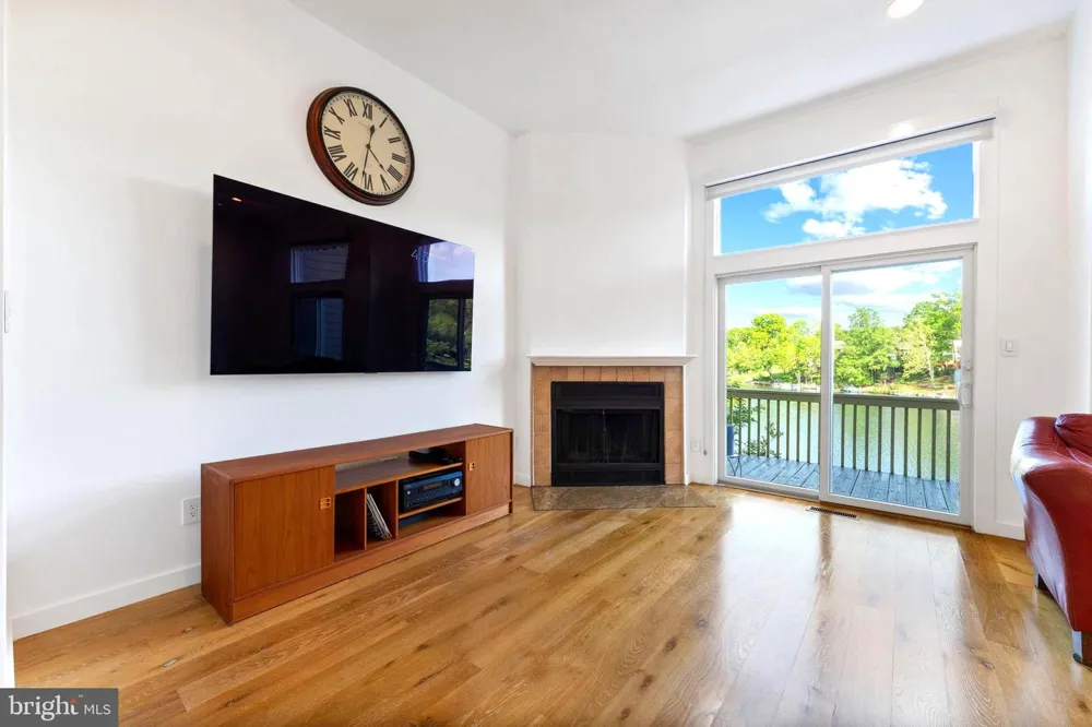 11163 LAKE CHAPEL LANE Reston, VA 20191