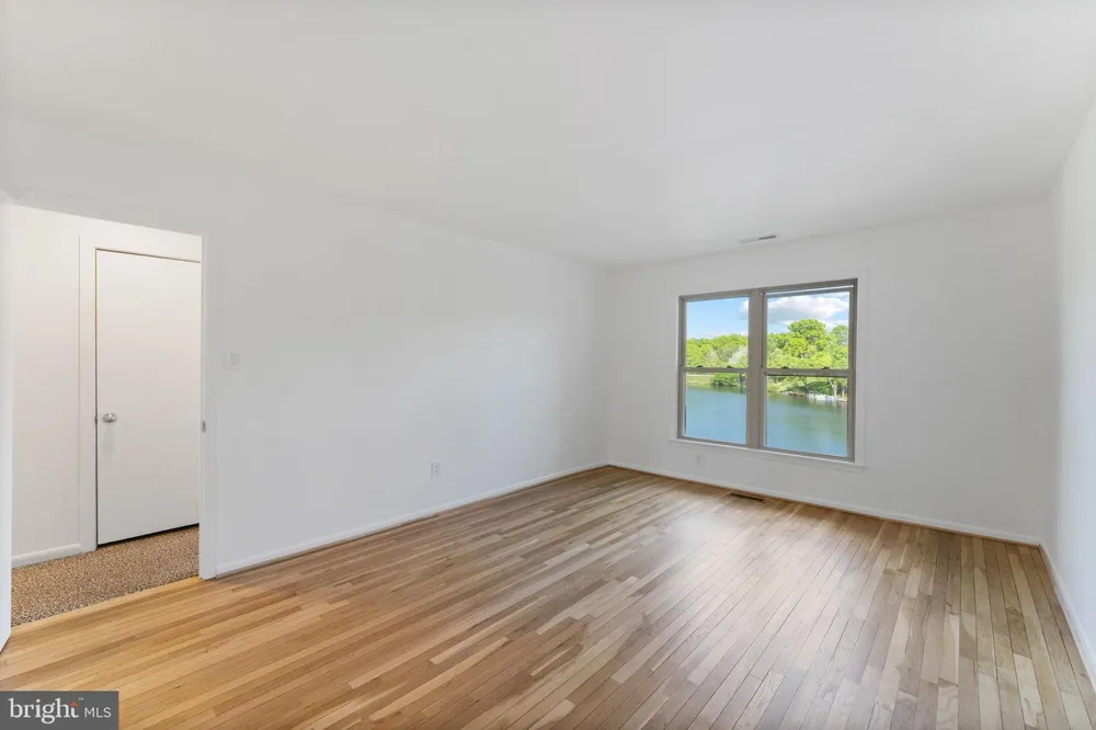 11163 LAKE CHAPEL LANE Reston, VA 20191