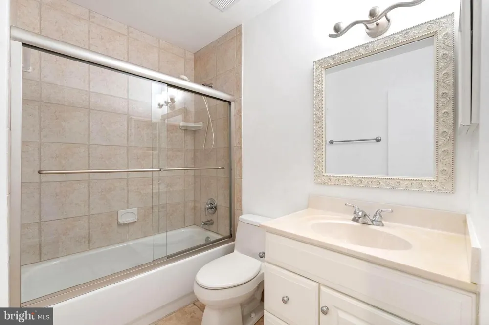 11163 LAKE CHAPEL LANE Reston, VA 20191