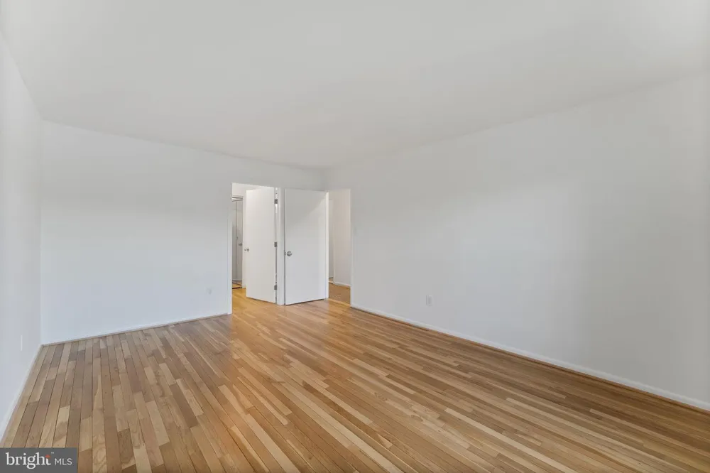 11163 LAKE CHAPEL LANE Reston, VA 20191