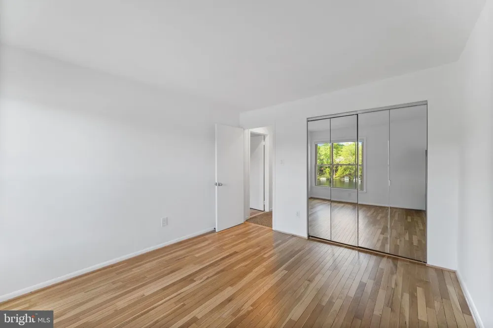 11163 LAKE CHAPEL LANE Reston, VA 20191
