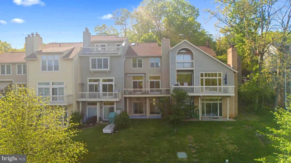 11163 LAKE CHAPEL LANE Reston, VA 20191