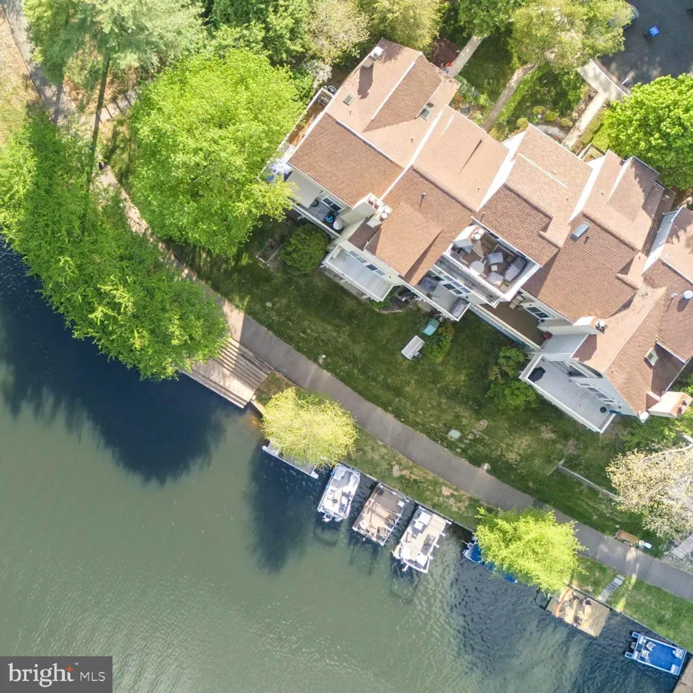 11163 LAKE CHAPEL LANE Reston, VA 20191