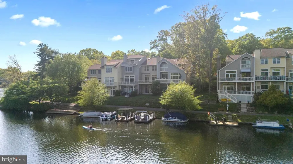 11163 LAKE CHAPEL LANE Reston, VA 20191