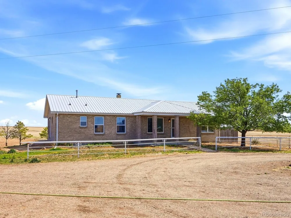 6450 County Road 181 Byers, CO 80103