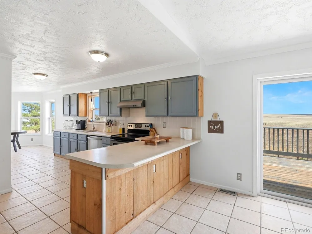 6450 County Road 181 Byers, CO 80103
