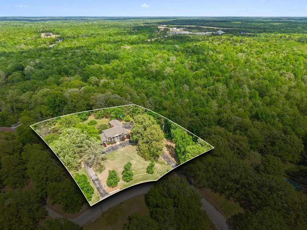 203 Dogwood Circle Waverly, TN 37185