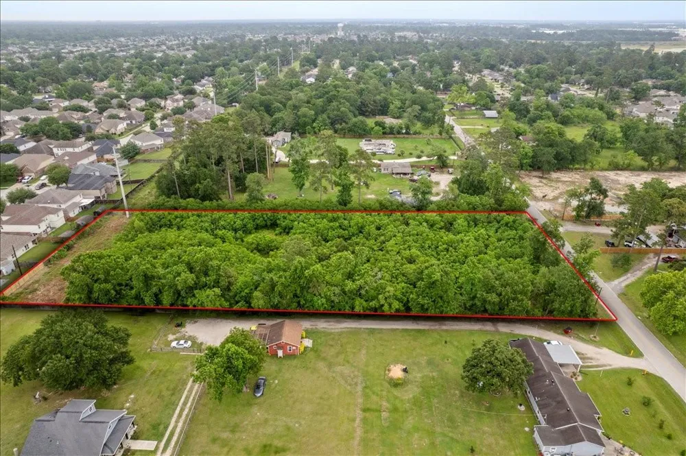 6711 Maple Drive Humble, TX 77338