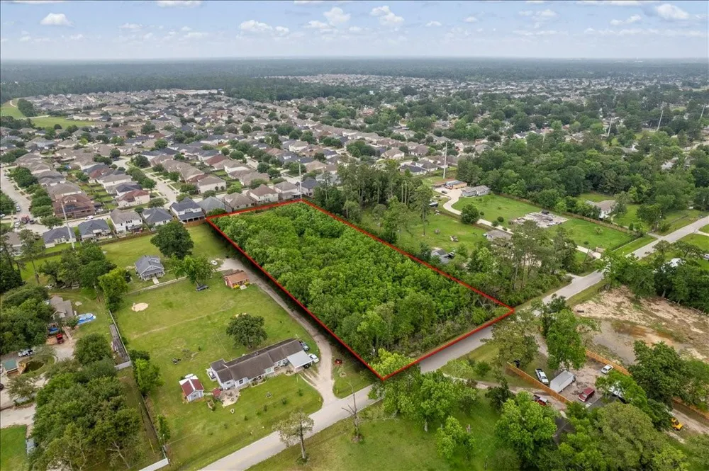 6711 Maple Drive Humble, TX 77338