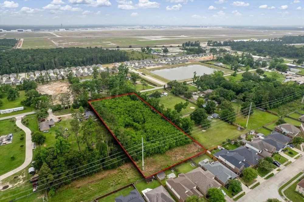 6711 Maple Drive Humble, TX 77338