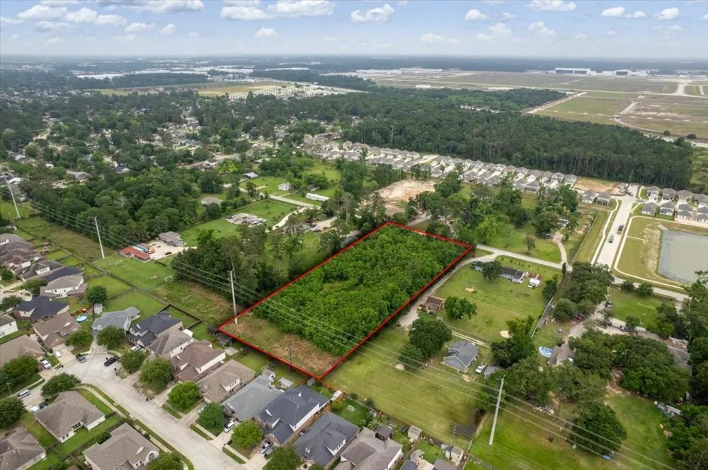 6711 Maple Drive Humble, TX 77338