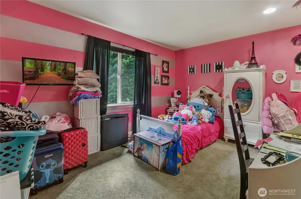 38133 30th Court S Auburn, WA 98001