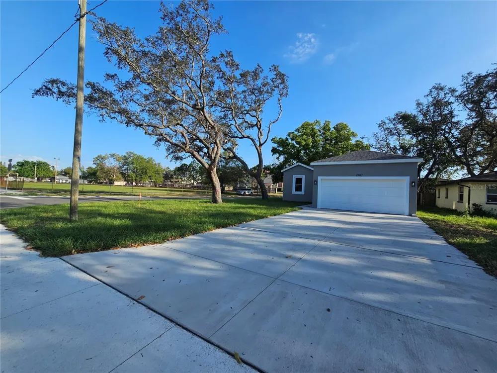 4502 42ND AVENUE St Petersburg, FL 33714