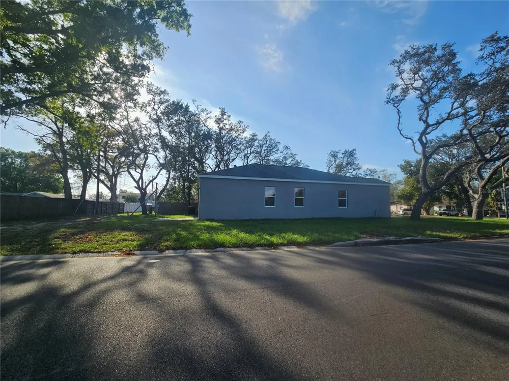 4502 42ND AVENUE St Petersburg, FL 33714