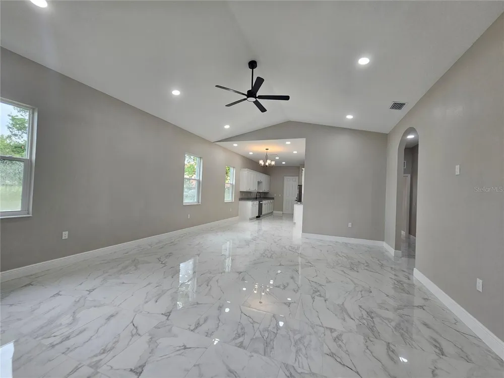 4502 42ND AVENUE St Petersburg, FL 33714