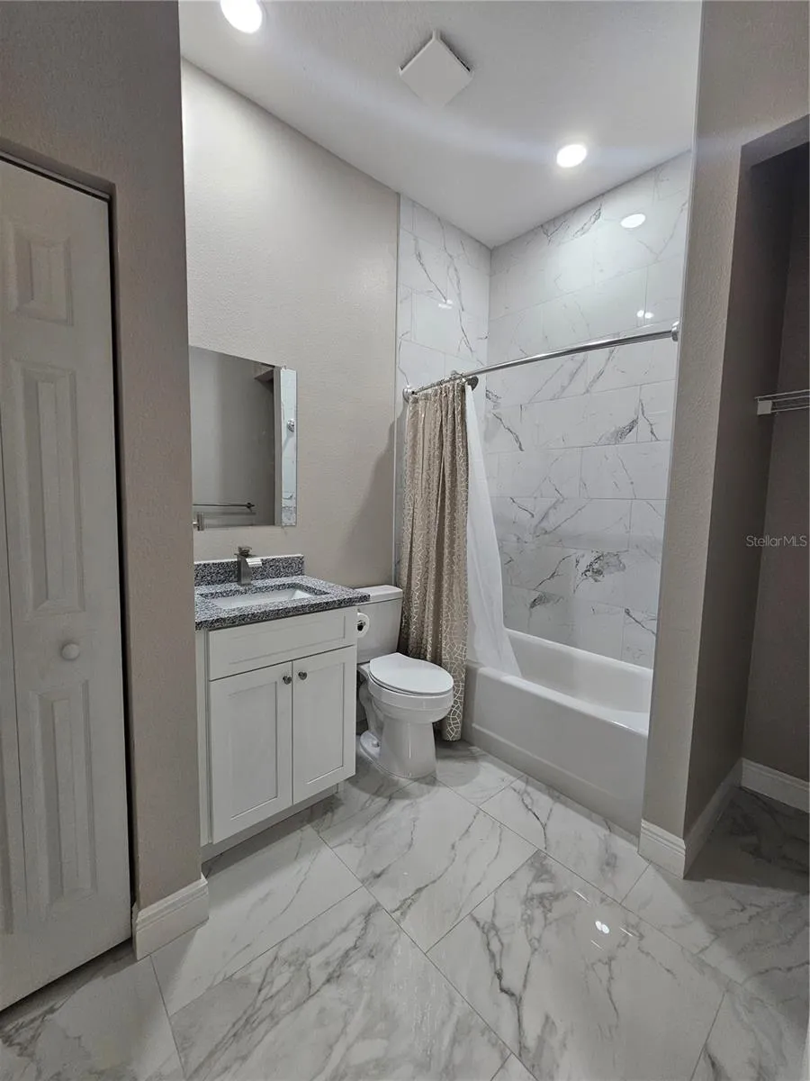 4502 42ND AVENUE St Petersburg, FL 33714