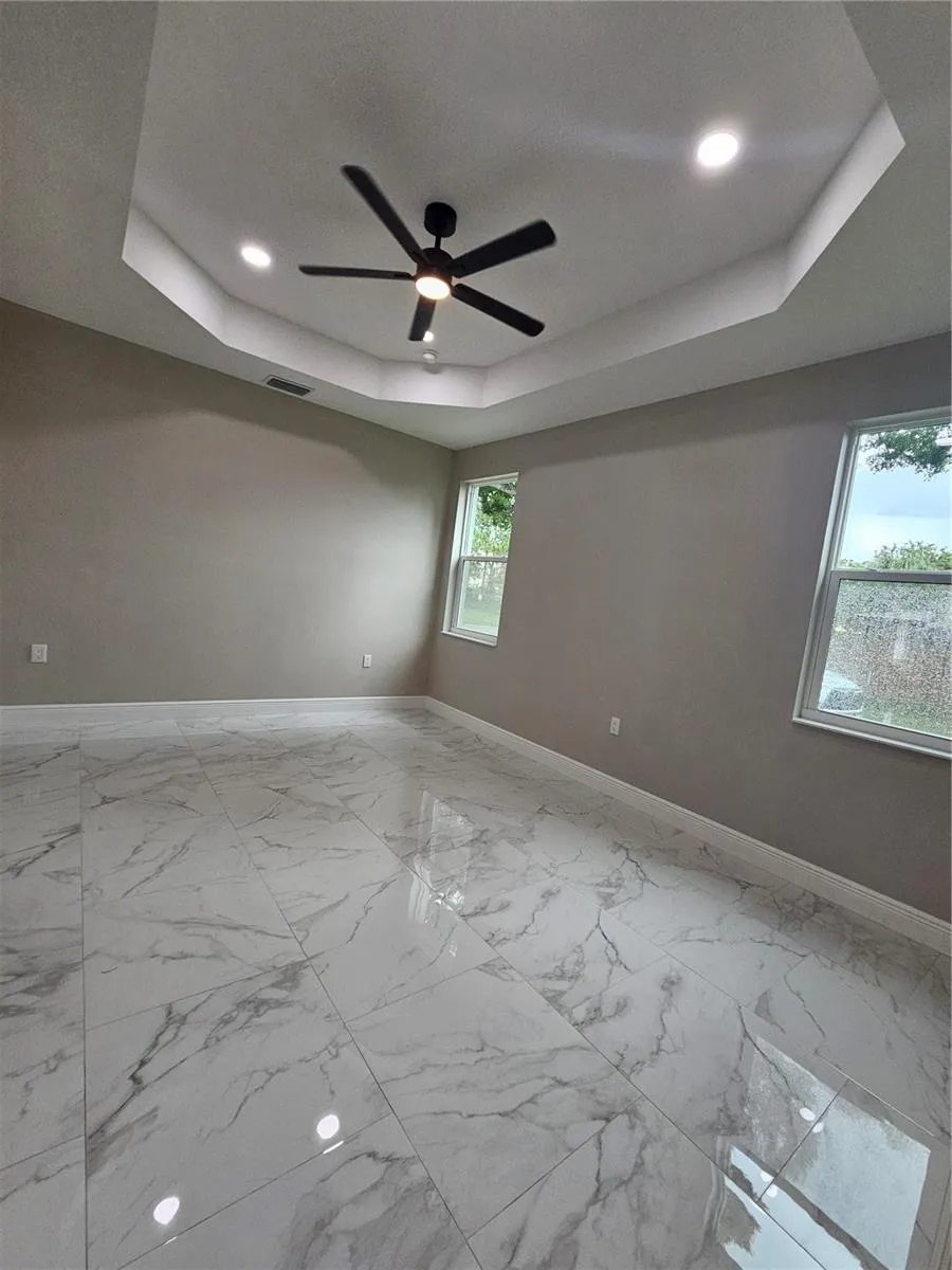 4502 42ND AVENUE St Petersburg, FL 33714