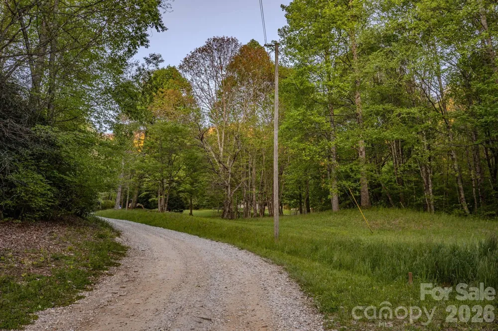 000 Unahala Creek Drive Bryson City, NC 28713