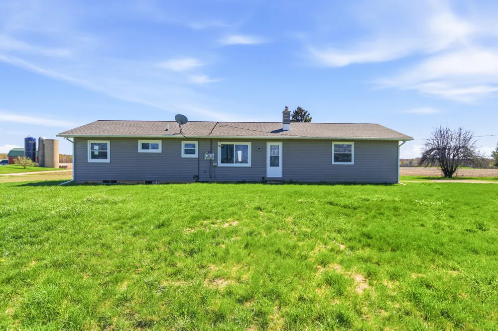 11580 Bell Oak Road Webberville, MI 48892