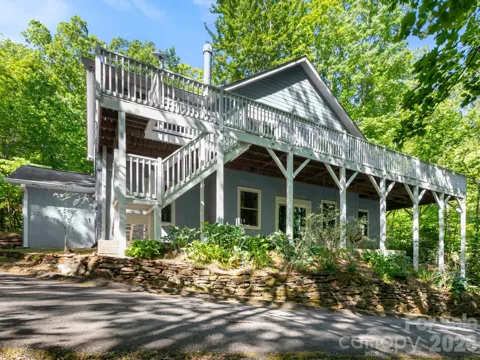 220 Jones Court