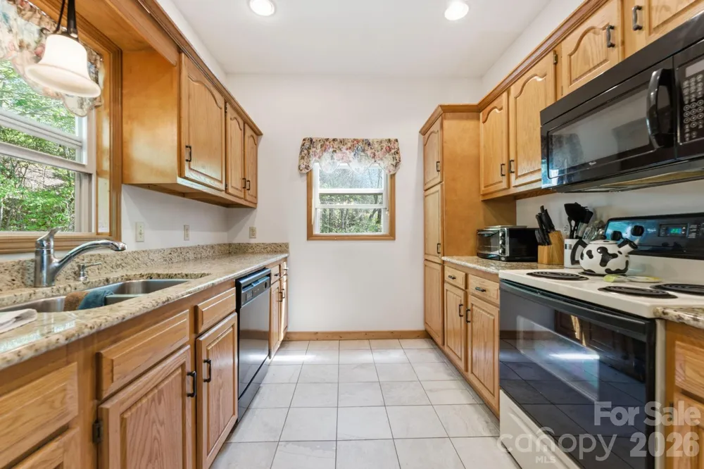 24 Pine Bluff Lane #17 Whittier, NC 28789