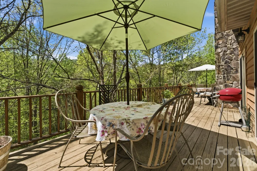 24 Pine Bluff Lane #17 Whittier, NC 28789