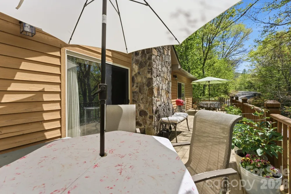 24 Pine Bluff Lane #17 Whittier, NC 28789