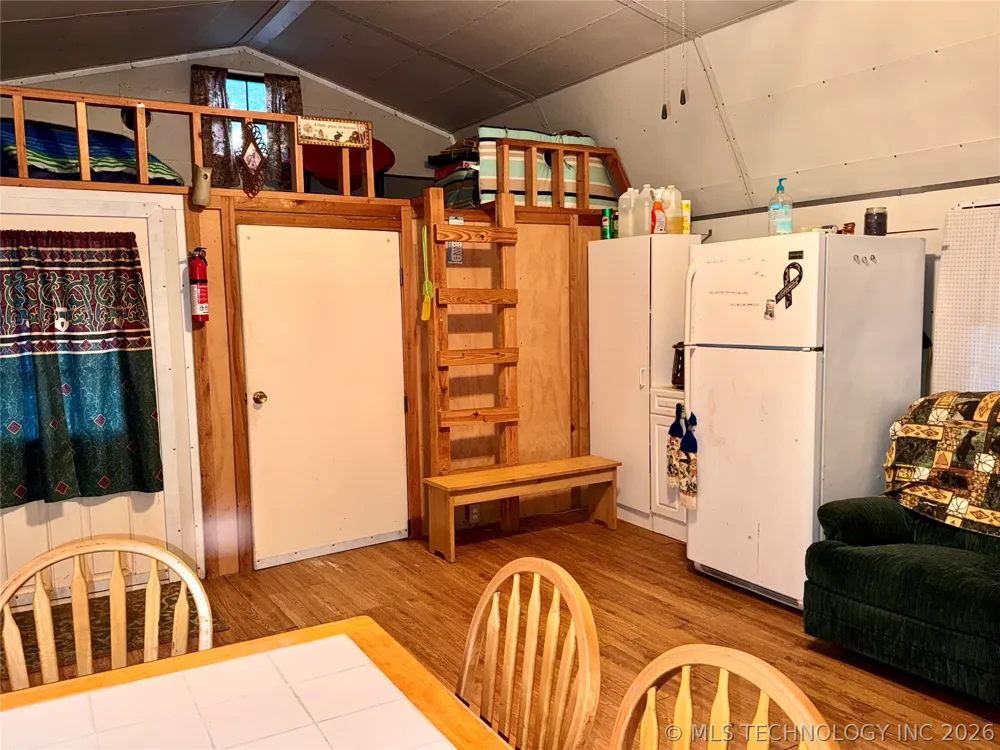 9270 E 420 ROAD Strang, OK 74330