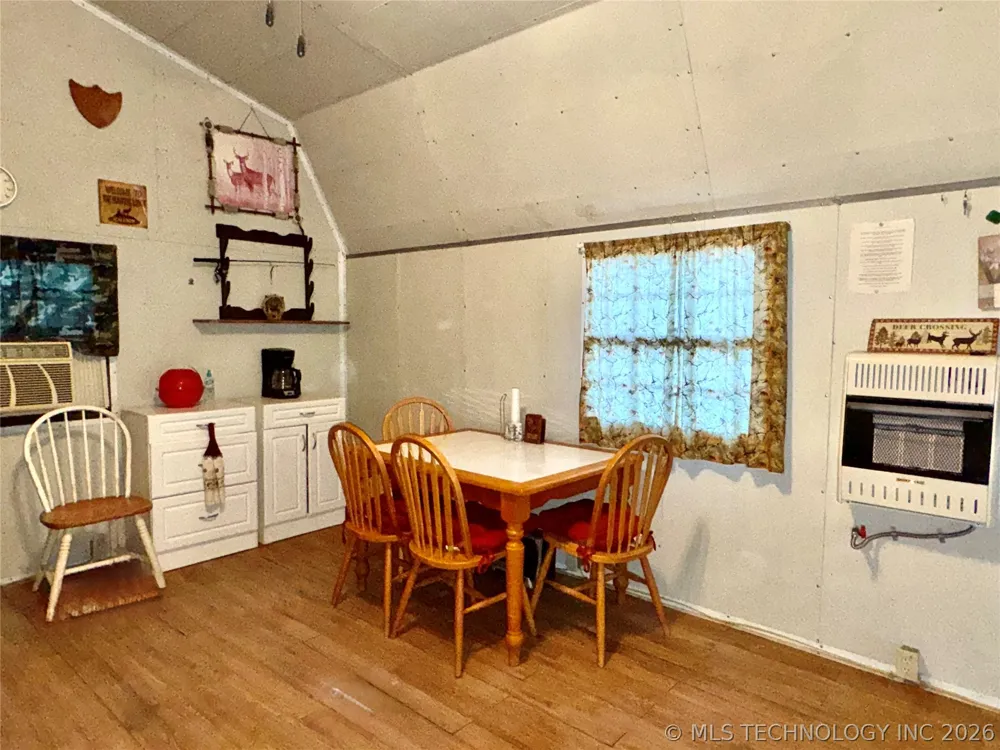 9270 E 420 ROAD Strang, OK 74330