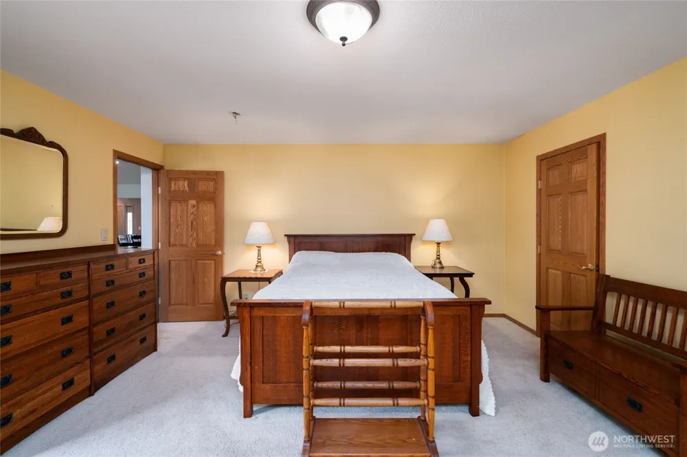 7492 Russell Road Concrete, WA 98237