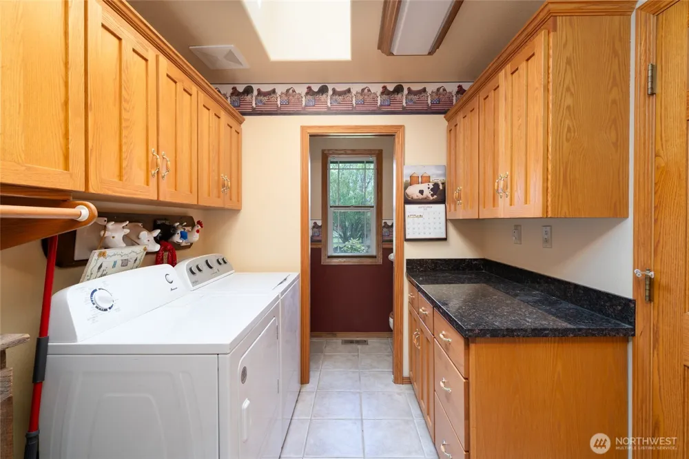 7492 Russell Road Concrete, WA 98237