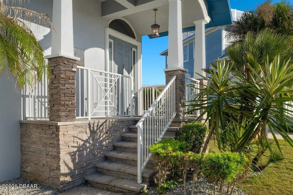 2 Mar Azul Ponce Inlet, FL 32127