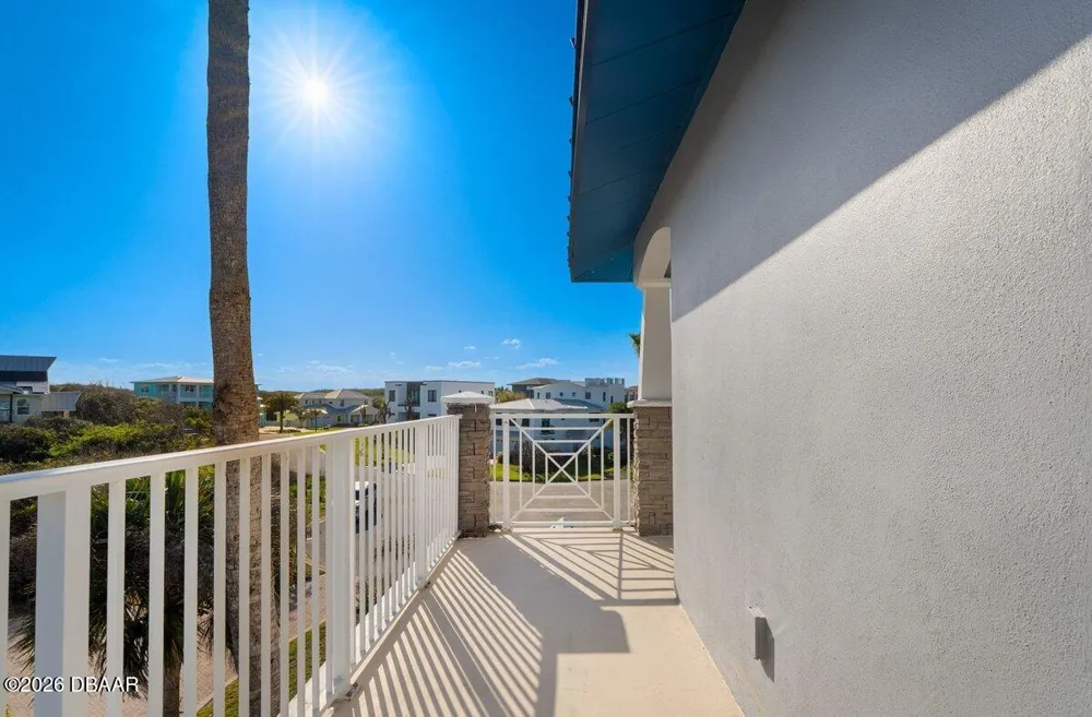 2 Mar Azul Ponce Inlet, FL 32127