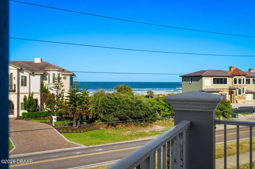 2 Mar Azul Ponce Inlet, FL 32127
