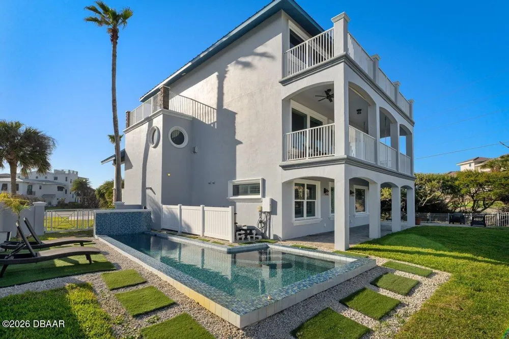 2 Mar Azul Ponce Inlet, FL 32127