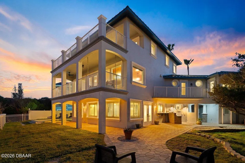 2 Mar Azul Ponce Inlet, FL 32127