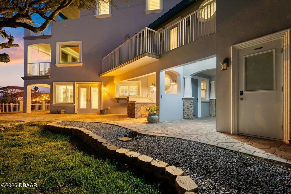 2 Mar Azul Ponce Inlet, FL 32127