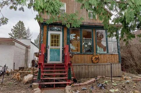 103 W 3rd Avenue