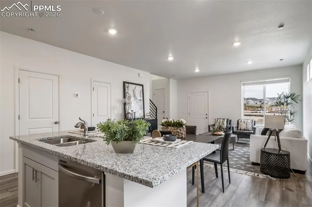 5812 Bowerman Lane Colorado Springs, CO 80927
