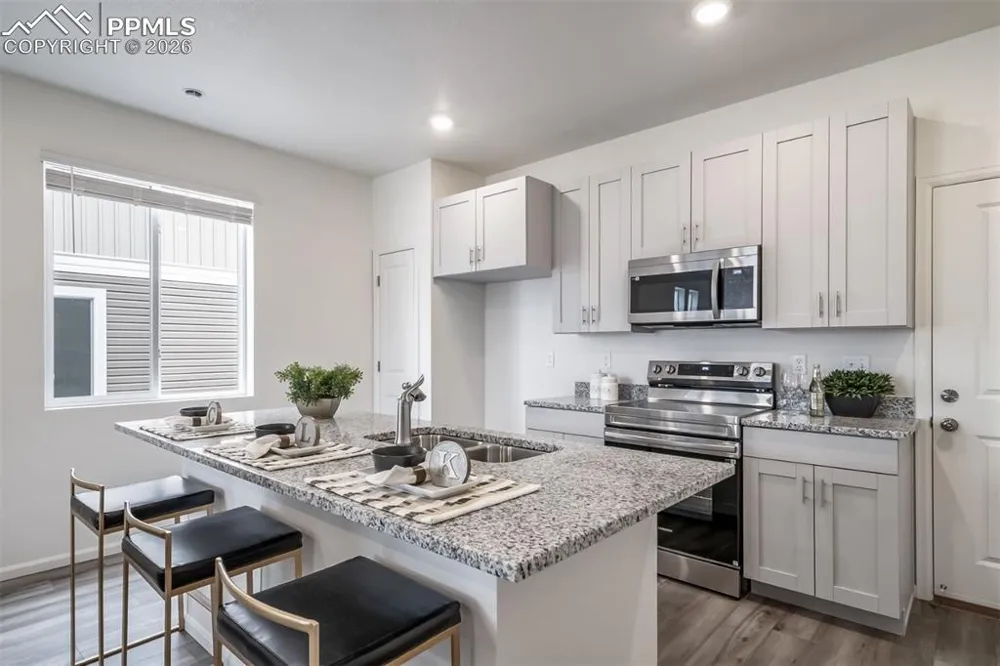 5812 Bowerman Lane Colorado Springs, CO 80927
