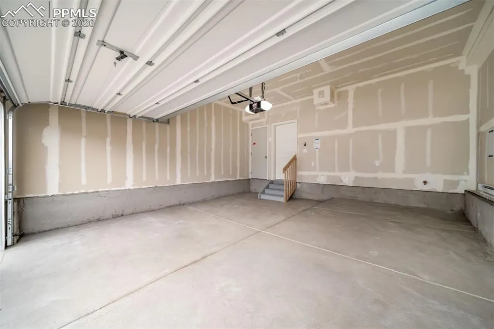 5812 Bowerman Lane Colorado Springs, CO 80927
