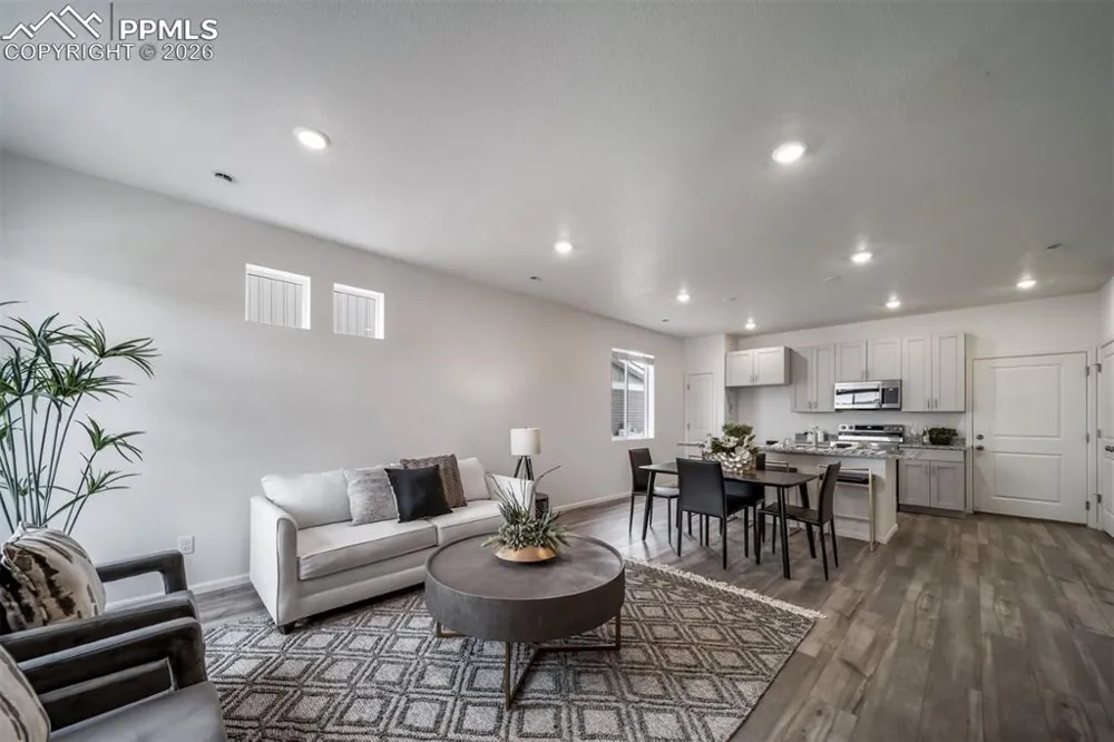 5812 Bowerman Lane Colorado Springs, CO 80927