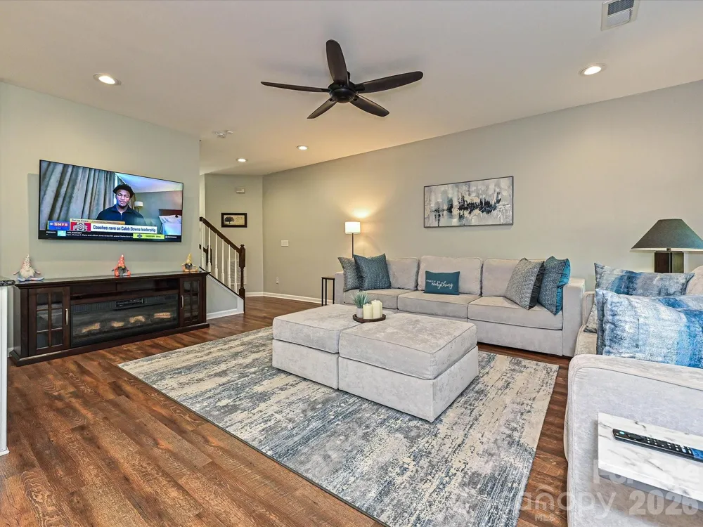 7142 Mariners Village Drive Denver, NC 28037