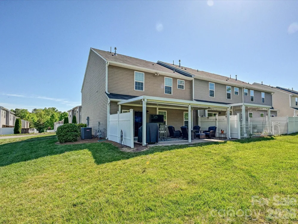 7142 Mariners Village Drive Denver, NC 28037