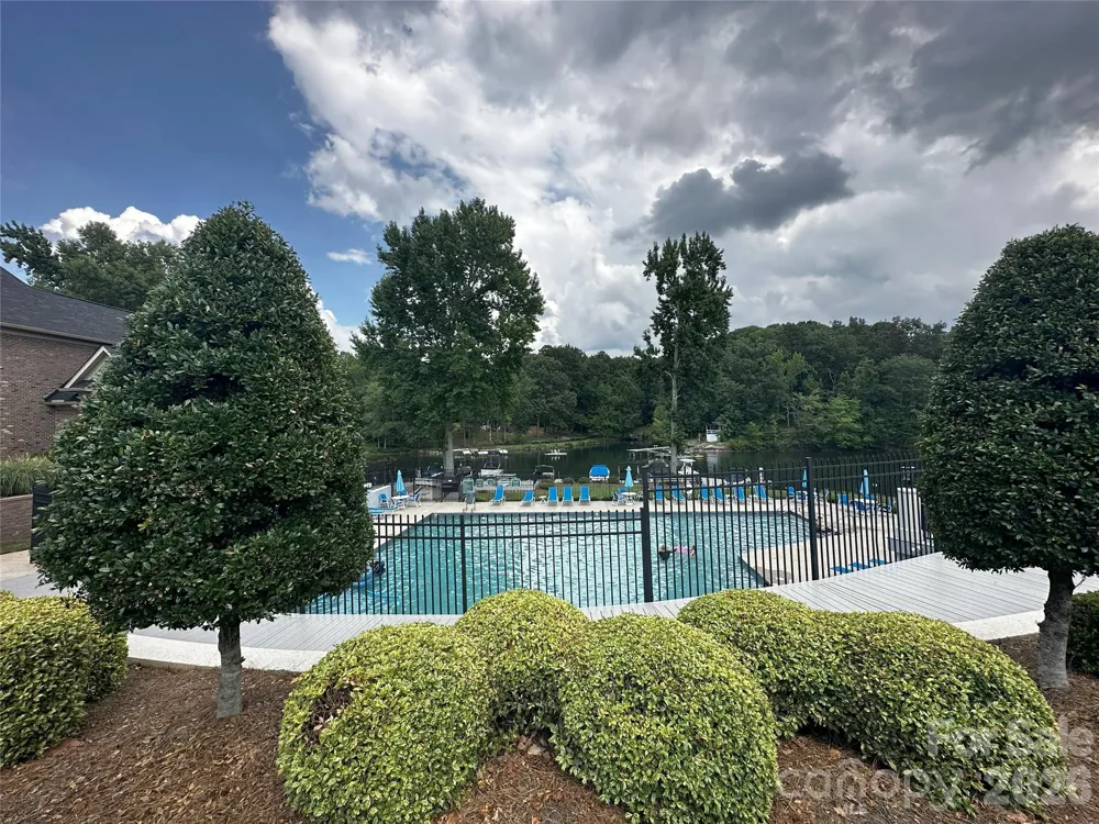 7142 Mariners Village Drive Denver, NC 28037