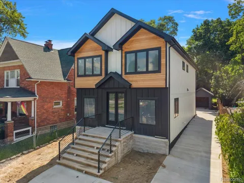205 Pine Street