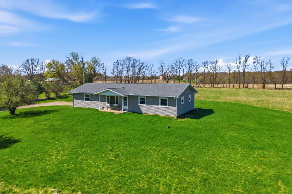 11580 Bell Oak Road Conway Township, MI 48892