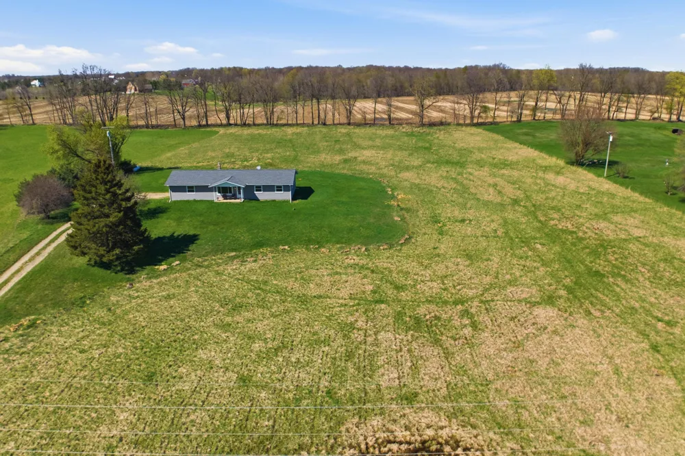 11580 Bell Oak Road Conway Township, MI 48892