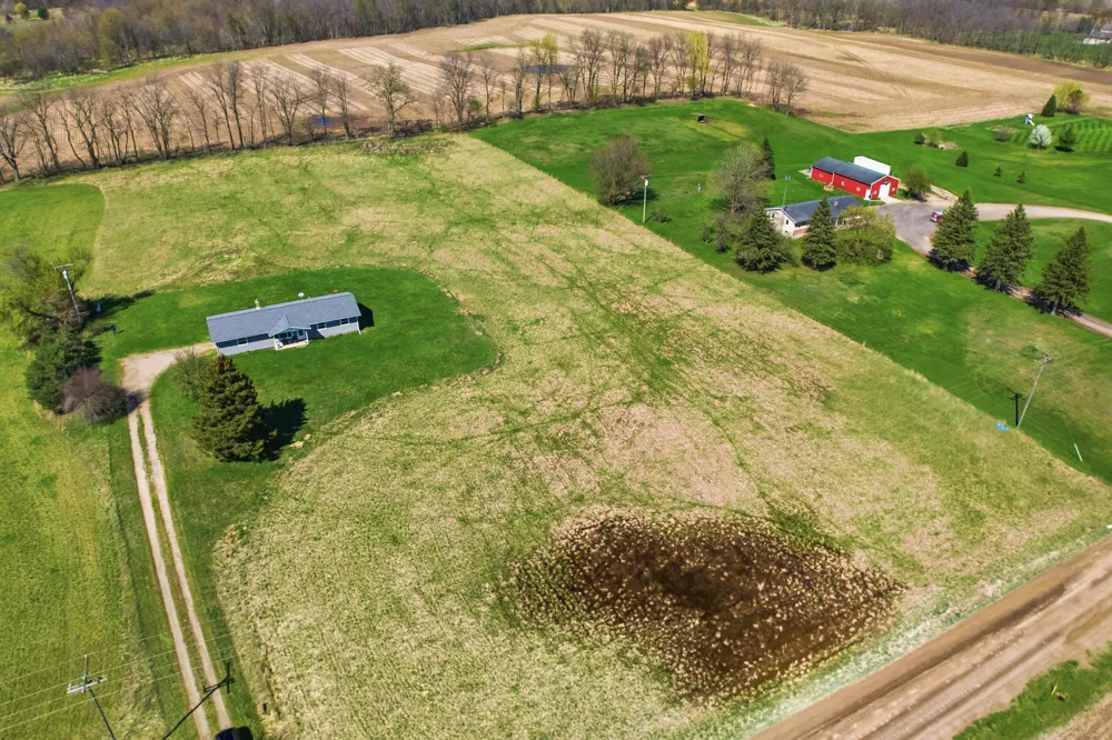 11580 Bell Oak Road Conway Township, MI 48892